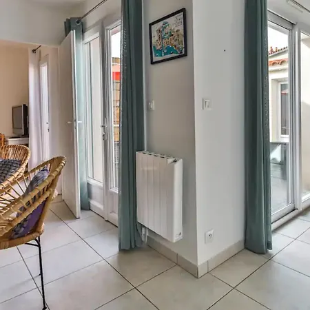 Maison Les Agapanthes * 莱萨布勒-多洛讷